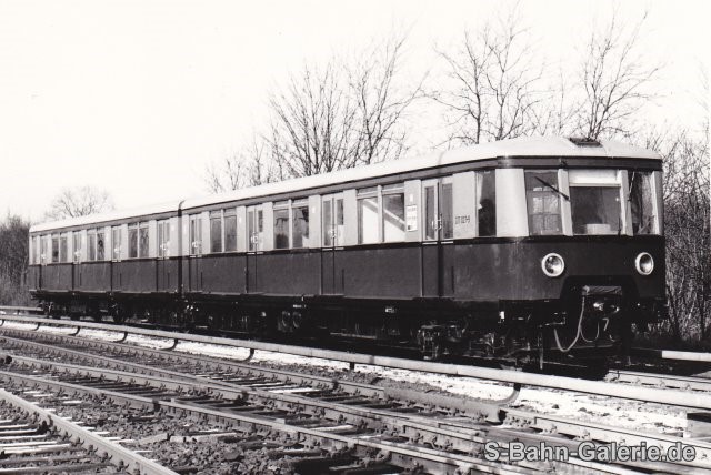 Viertelzug 277 027 / 277 028 um 1980 - Sammlung Olaf Hoell Viertelzug 277 027 / 277 028 um 1980 - Sammlung Olaf Hoell