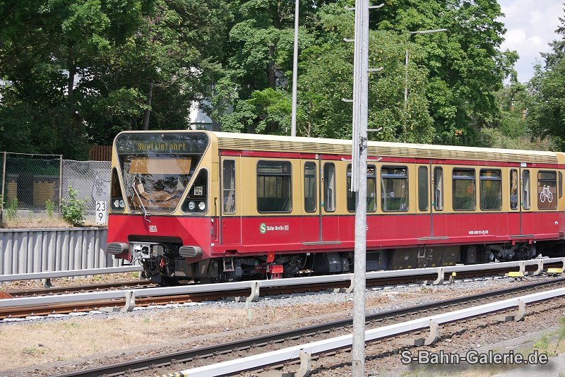 480 051 am 18.06.2023 in Berlin-Wannsee - S-Bahn-Galerie.de 480 051 am 18.06.2023 in Berlin-Wannsee - S-Bahn-Galerie.de