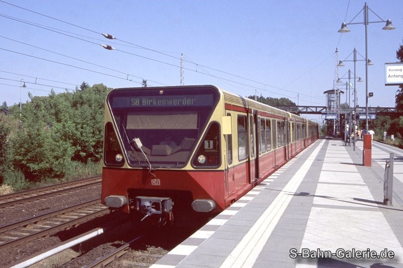 ein Zug der Baureihe 480 am 20.06.2007 in Bergfelde - Sammlung Olaf Hoell ein Zug der Baureihe 480 am 20.06.2007 in Bergfelde - Sammlung Olaf Hoell