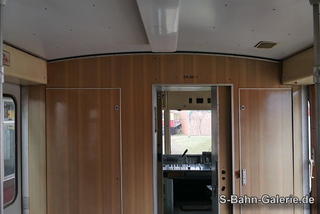 Baumuster 270 001 am 25.05.2024 in Erkner - S-Bahn-Galerie.de Baumuster 270 001 am 25.05.2024 in Erkner - S-Bahn-Galerie.de