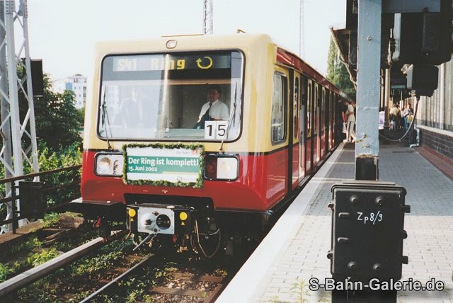 485 066 am 15.06.2002 in Ostkreuz - S-Bahn-Galerie.de 485 066 am 15.06.2002 in Ostkreuz - S-Bahn-Galerie.de