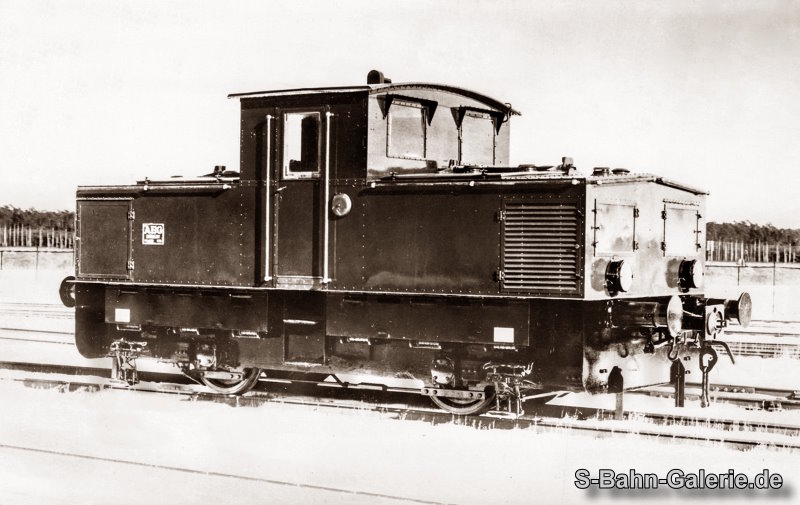 E 176 11 um 1933 im RAW Schöneweide - S-Bahn-Galerie.de E 176 11 um 1933 im RAW Schöneweide - S-Bahn-Galerie.de