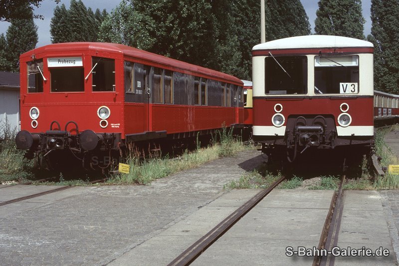 Rangiertriebwagen 278 105 Jumbo der S-Bahn Berlin ca. 1991 im RAW Schöneweide - S-Bahn-Galerie.de Rangiertriebwagen 278 105 Jumbo der S-Bahn Berlin ca. 1991 im RAW Schöneweide - S-Bahn-Galerie.de