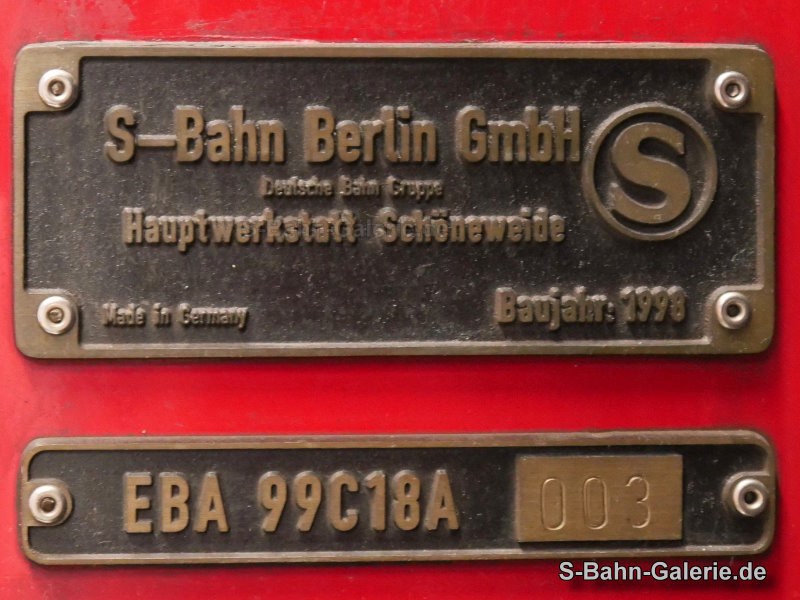 Firmenschild der Panorama-S-Bahn - Foto: Olaf Hoell Firmenschild der Panorama-S-Bahn - Foto: Olaf Hoell