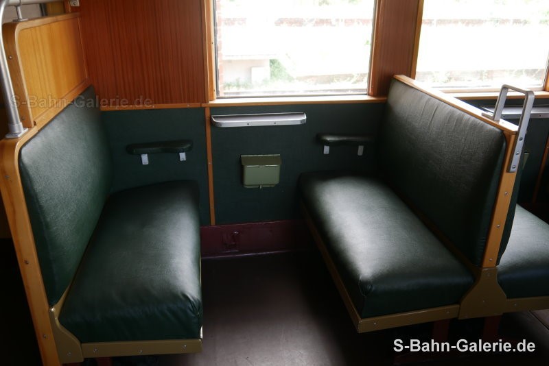 Beiwagen 275 954 (Bauart Wannsee) am 25.05.2024 in Erkner - S-Bahn-Galerie.de Beiwagen 275 954 (Bauart Wannsee) am 25.05.2024 in Erkner - S-Bahn-Galerie.de